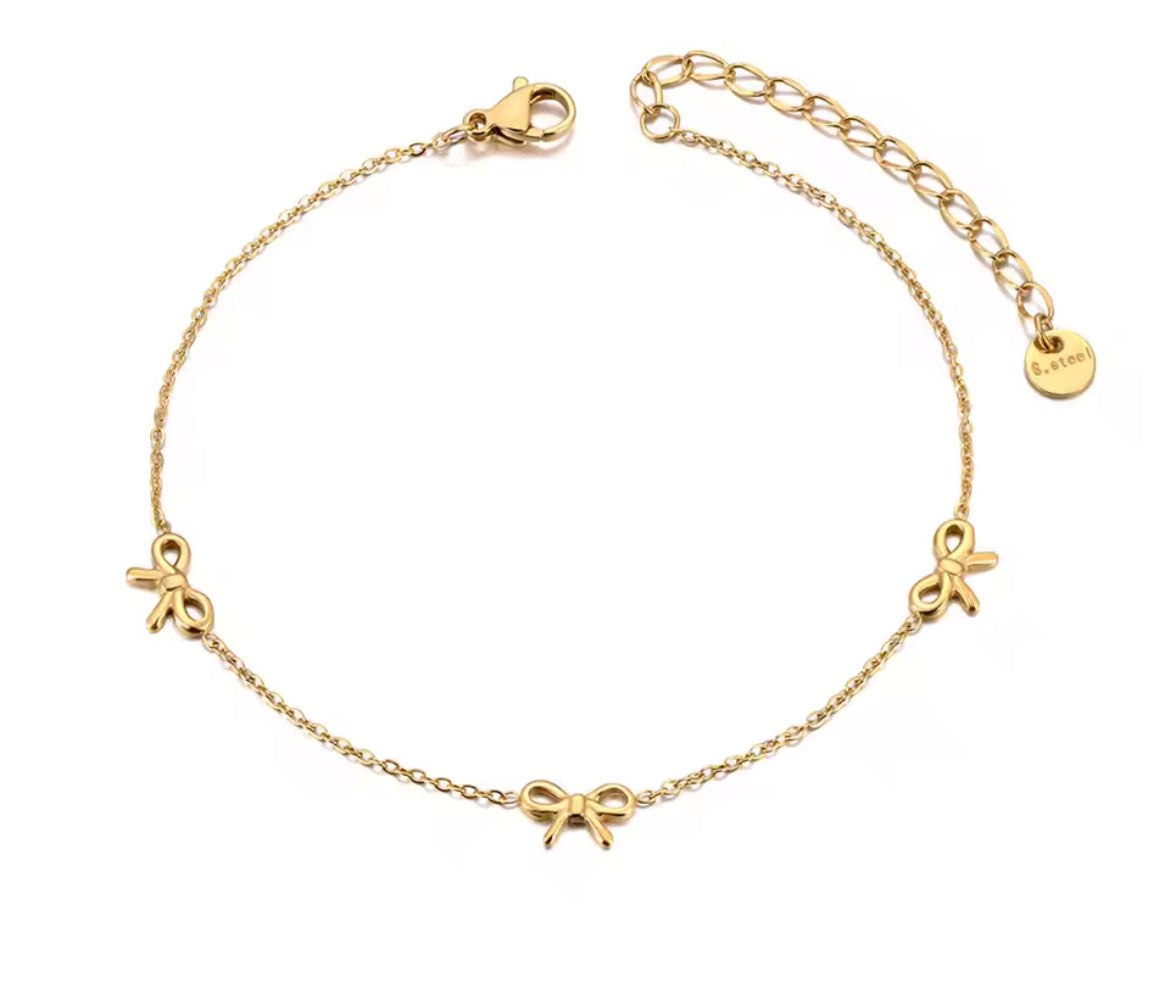 Bow bracelet