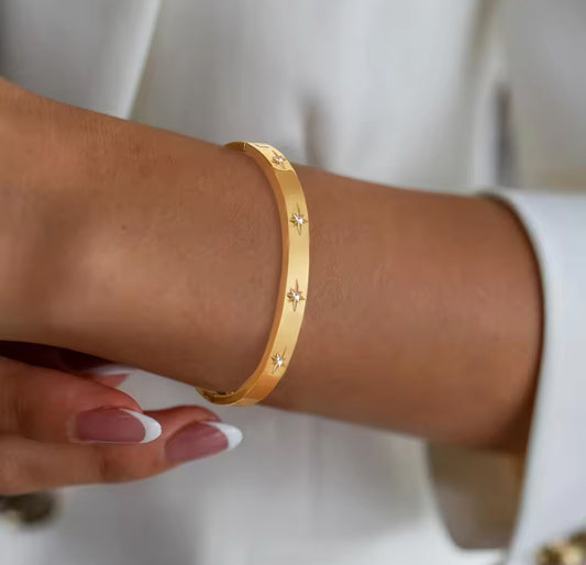 Cuff bangle