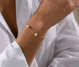 Mini freshwater pearl bracelet
