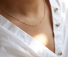 Mini ball necklace