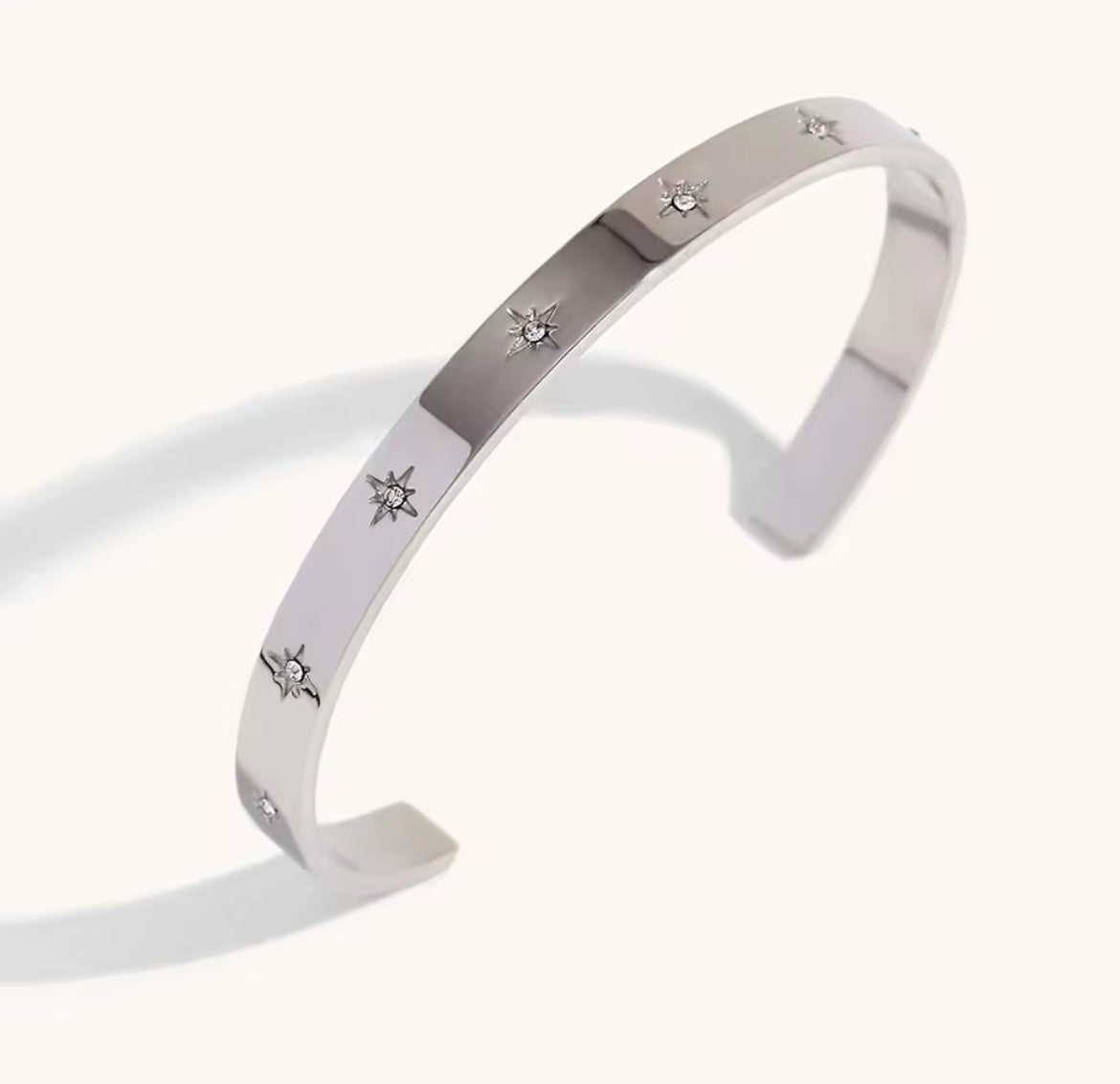Cuff bangle