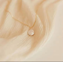 Baroque pearl necklace