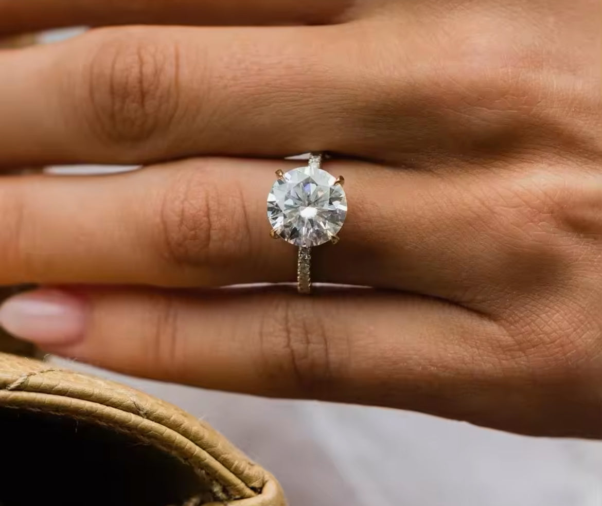 4 Carat round solitaire Moissanite Ring