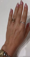 7.5ct Emerald Moissanite ring